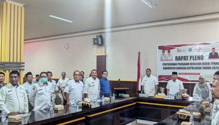 Bupati Rusli Moidady Tekankan Kolaborasi Lintas Sektor dalam Rapat Pleno TPAKD Bangkep 2026
