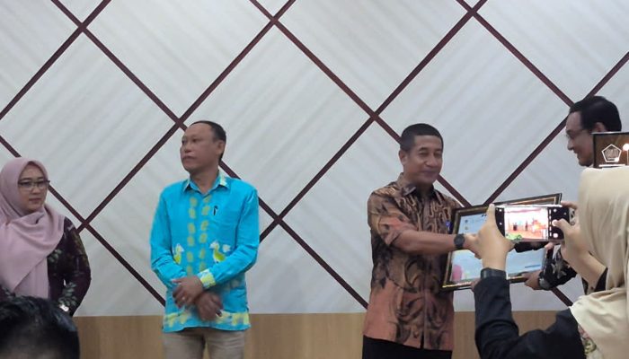 Pemda Bangkep Raih Penghargaan Kinerja Terbaik dalam Penyaluran Dana Alokasi Khusus 2025