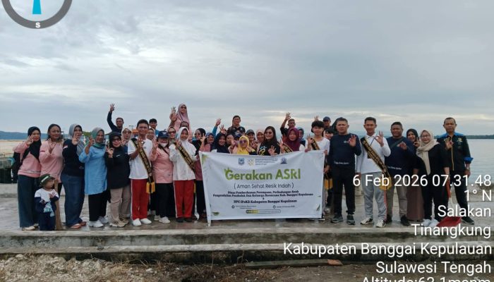 DP3AP2KB Banggai Kepulauan Laksanakan Gerakan ASRI di Pelabuhan Rakyat Salakan
