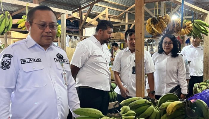 Satgas Pangan Polres Bangkep Sidak Pasar Salakan, Pastikan Harga Sesuai HET Jelang Ramadan
