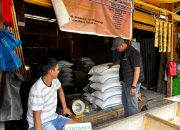 Polres Banggai Sidak Pasar Simpong, Harga Beras Dipastikan Stabil dan Sesuai HET