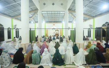 Bupati Rusli Moidady Pimpin Safari Ramadhan di Desa Sampaka, Momentum Mempererat Silaturahmi 