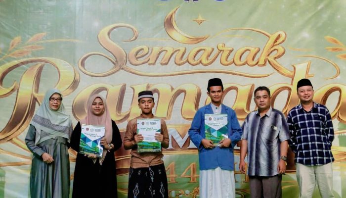 Santri Daarul Hikmah Ahmad Teguh Juarai Lomba Pidato Semarak Ramadan di Unismuh Luwuk