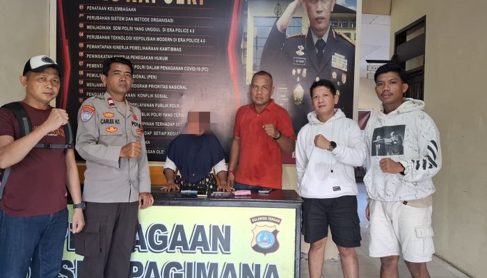 Diduga Jadi Pengedar Sabu, Emak-emak Asal Pagimana Ini Dibekuk Polisi