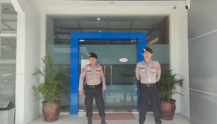 Cegah Gangguan Kamtibmas, Patroli Perintis Presisi Polres Bangkep Sasar Bank dan Pasar di Salakan